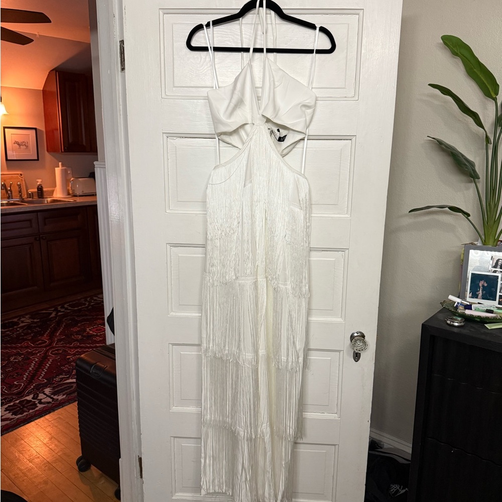 Chic Fringe Jumpsuit with Halter Neck - Picture 6 of 10